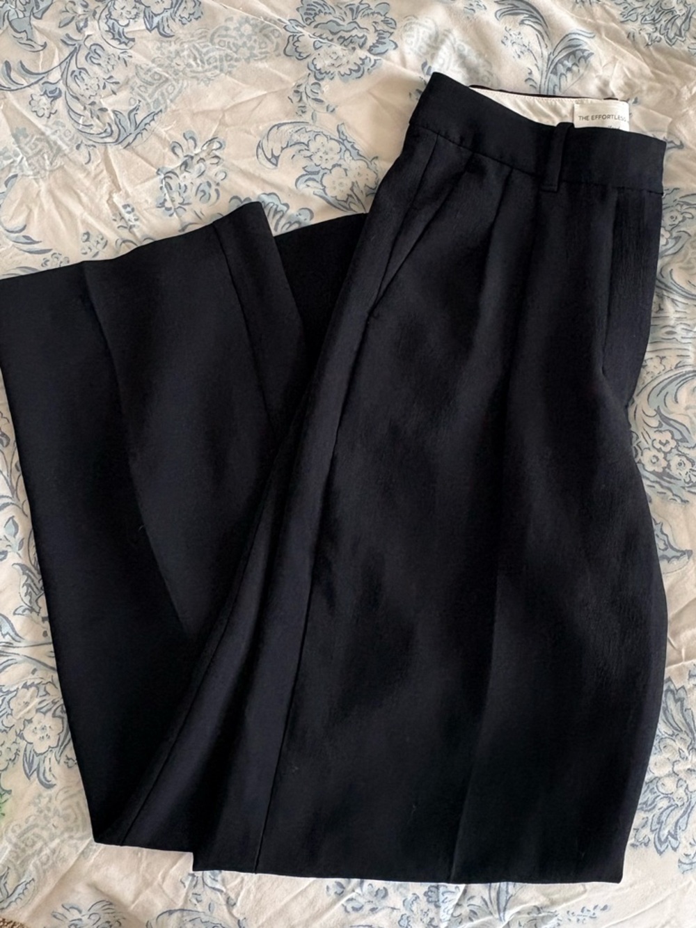 Wilfred Aritizia Black Effortless Crepette Pant